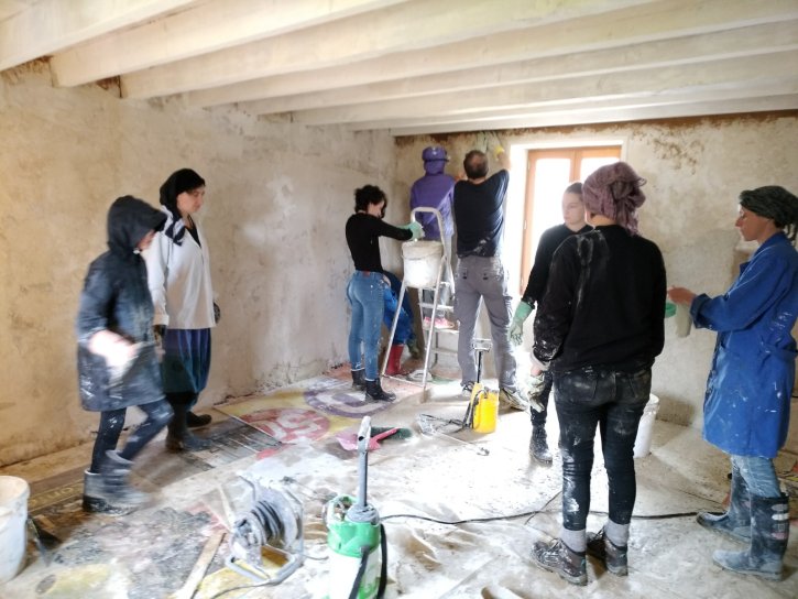 image chantier_enduit1.jpg (0.3MB)