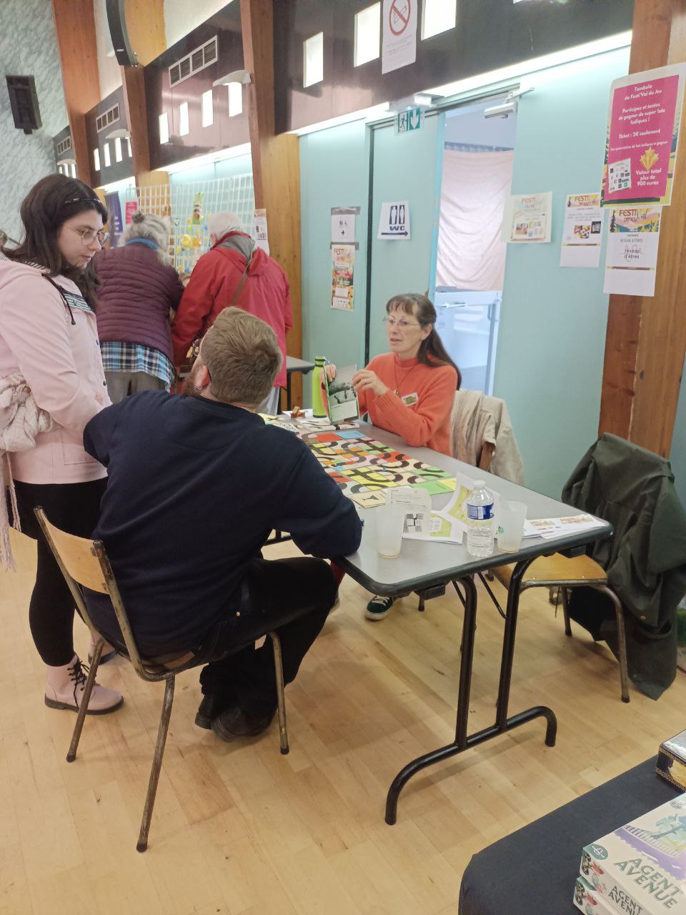 image photo_5764926368981388133_y.jpg (0.2MB)